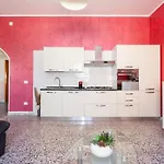 Casa Rubino - Garden And Wifi In Lejlighed