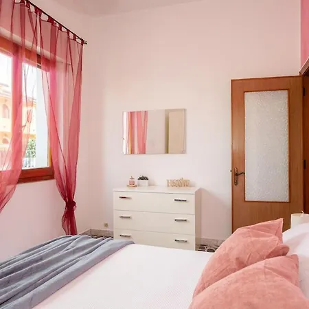 Casa Rubino - Garden And Wifi In Apartmán *