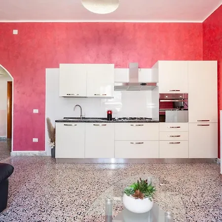 Casa Rubino - Garden And Wifi In דירה